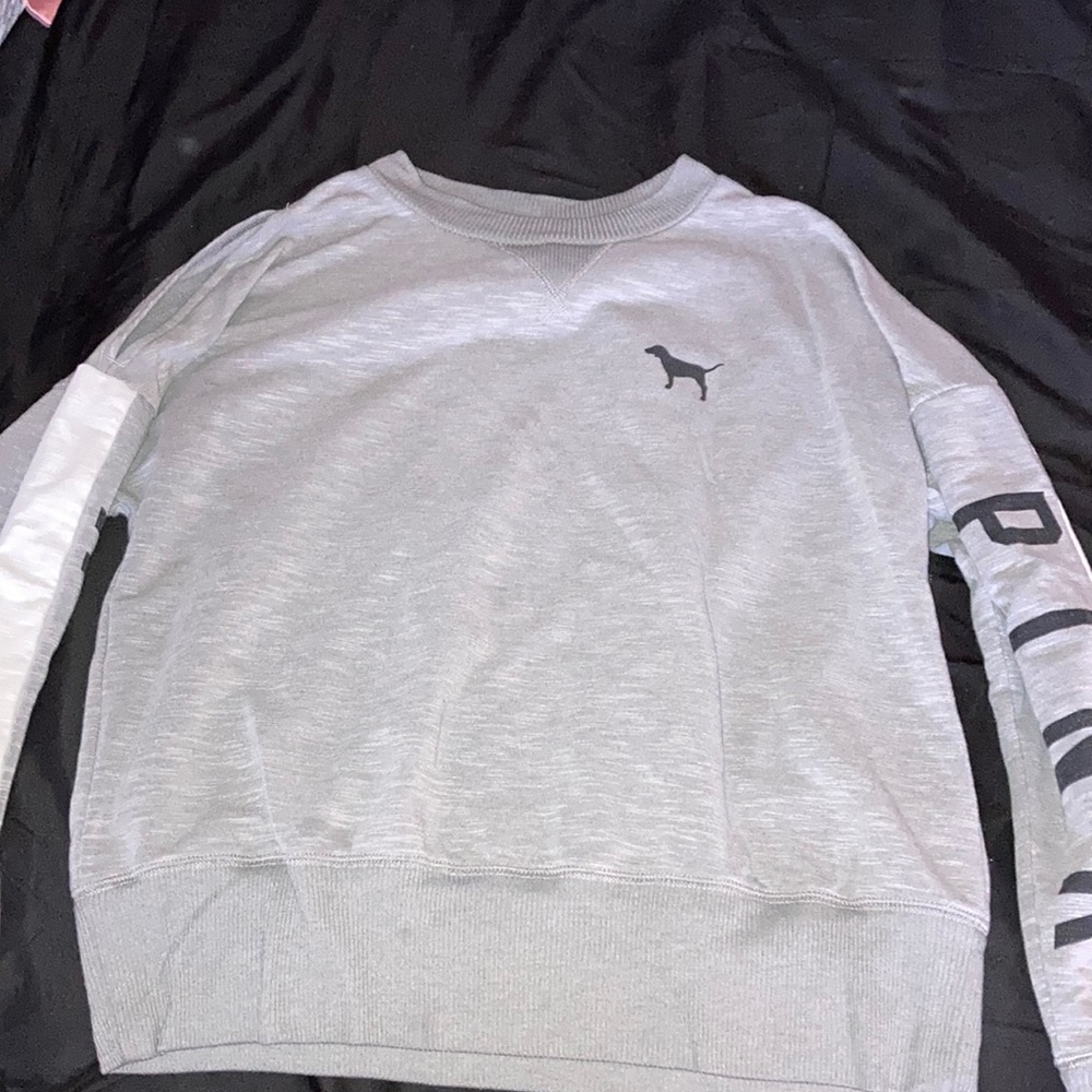 Grey long sleeve shirt from pink (shows shoulders)